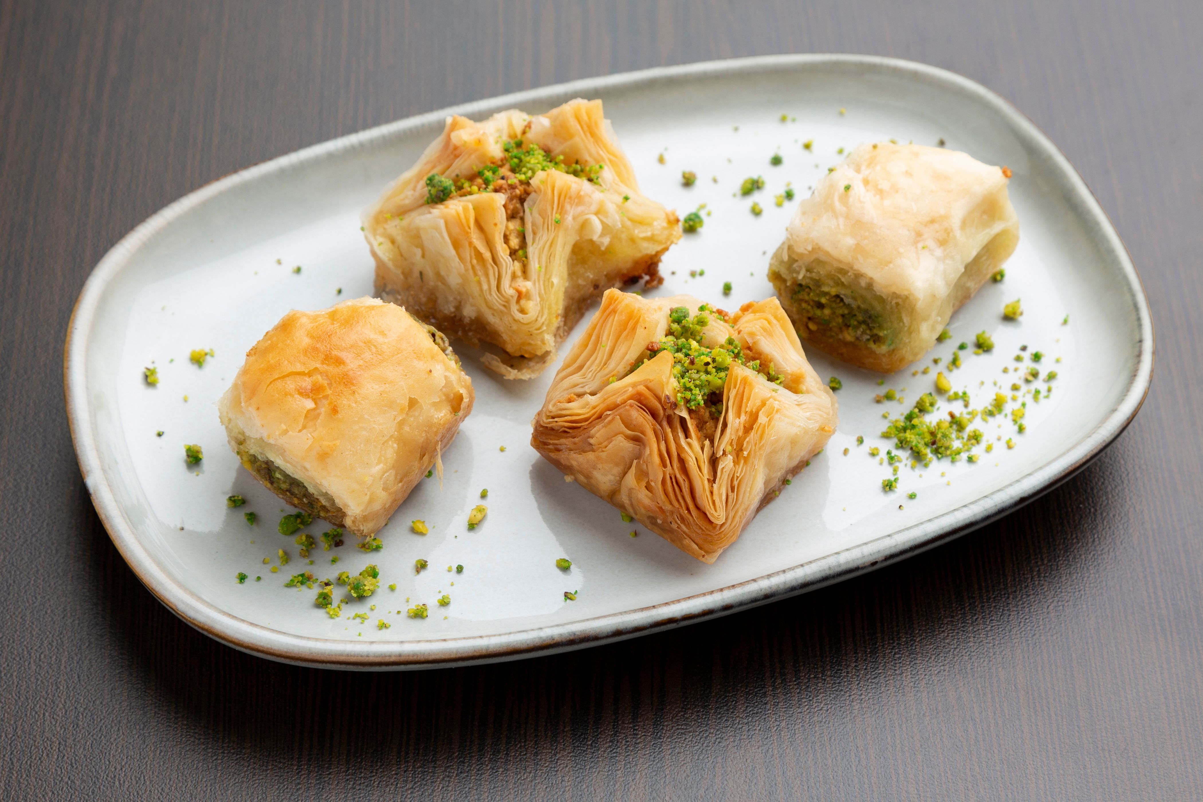 flaky baklava
