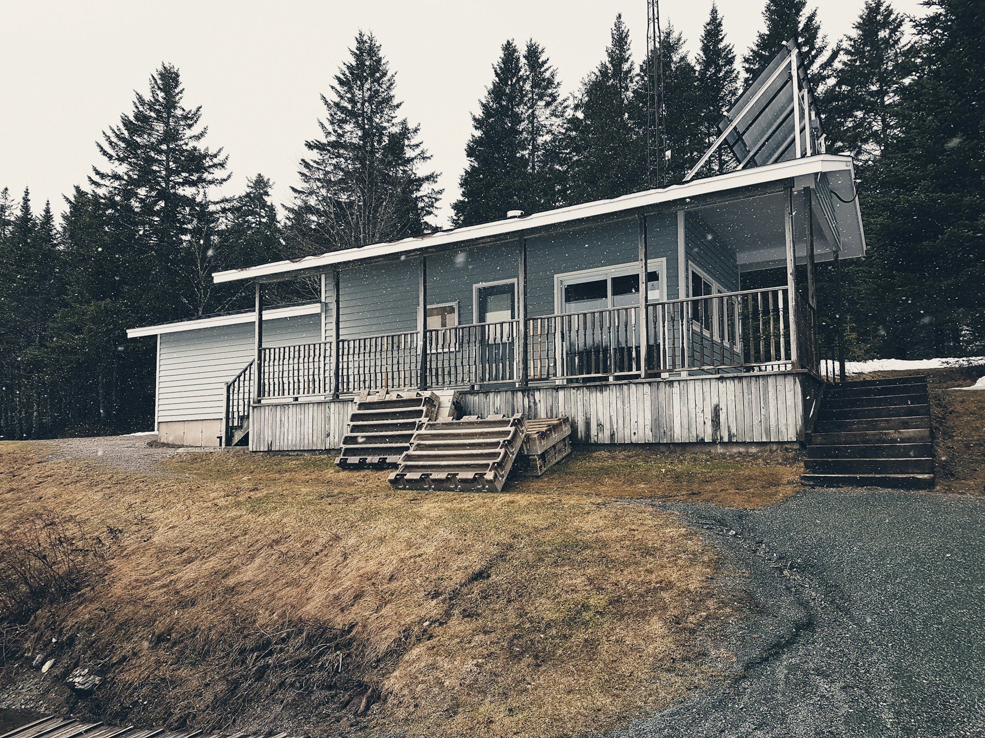 Cottage-style house nestled in the forest of Fundy National Park