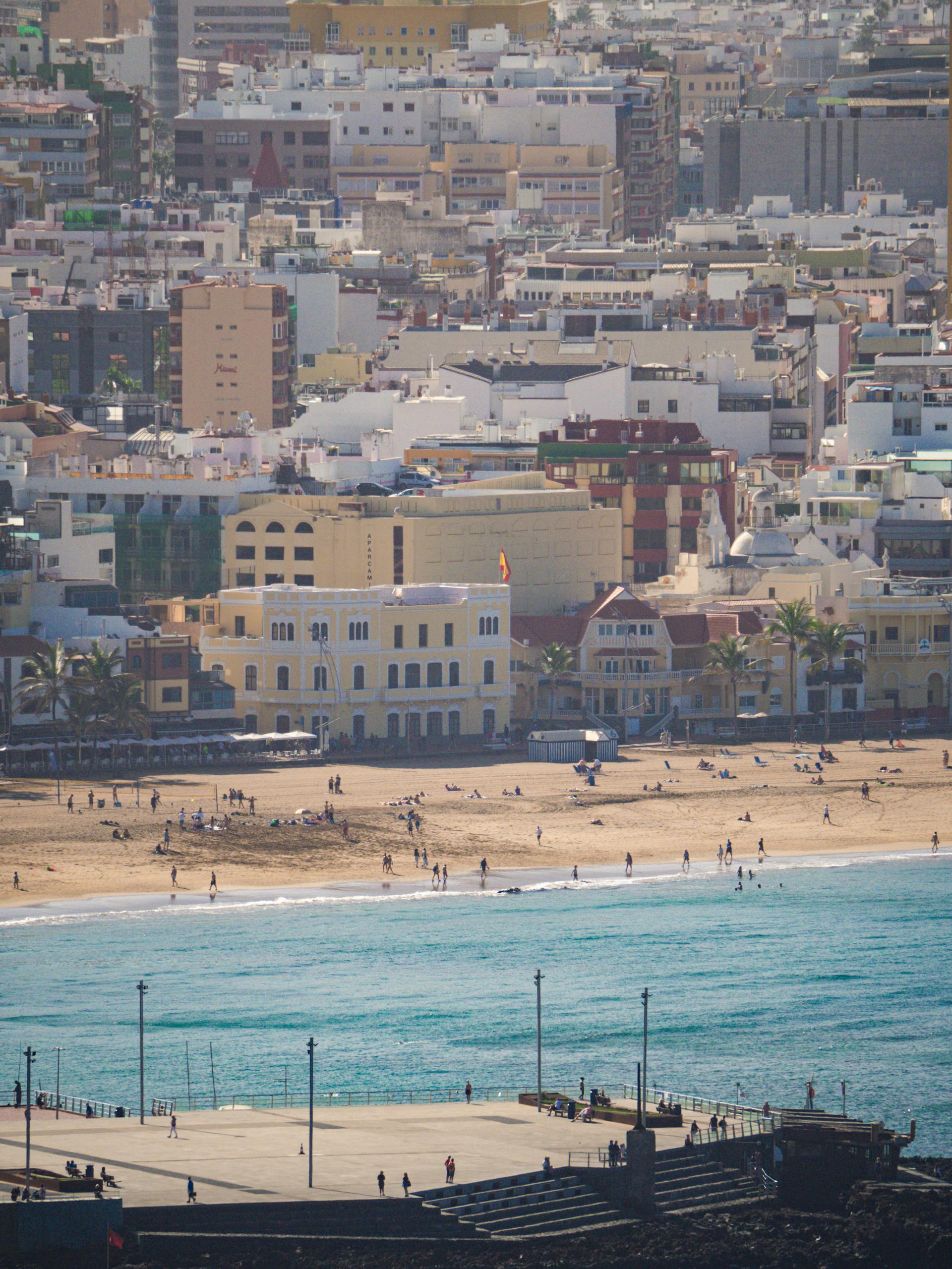 Las Canteras beach
