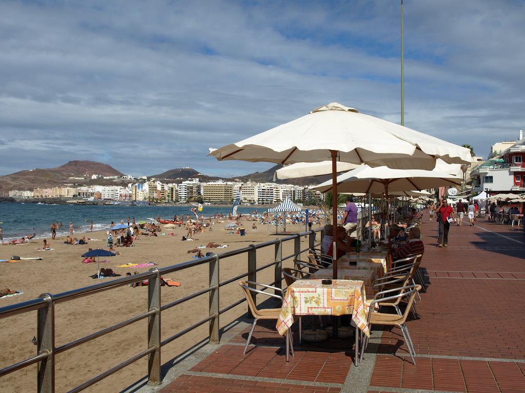 Las Palmas Playa de las Canteras chiringuito