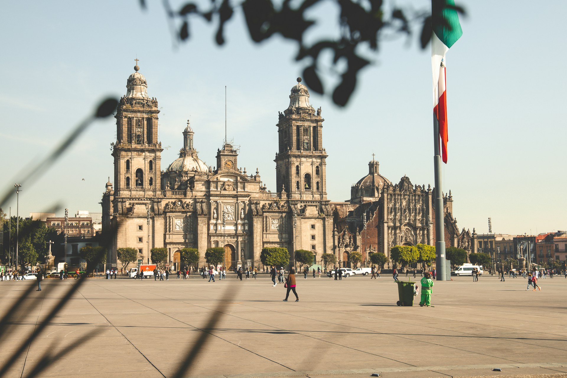 The majestic Metropolitan Cathedral of Mexico City
