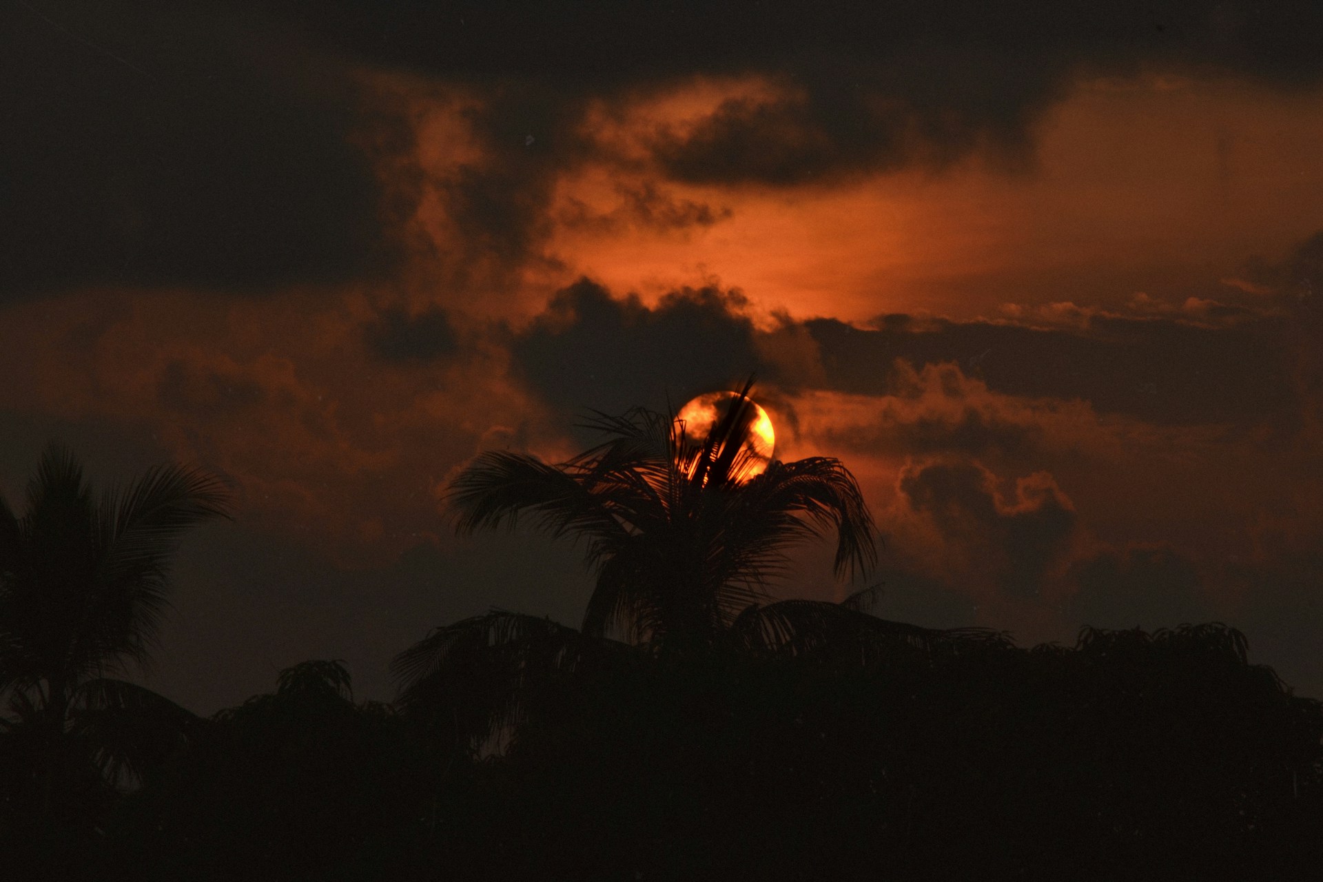 Full moon rising over the ocean in Puerto Escondido