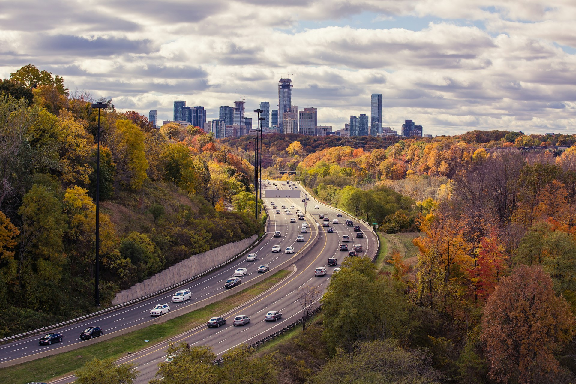 Aerial view of downtown Toronto in autumn