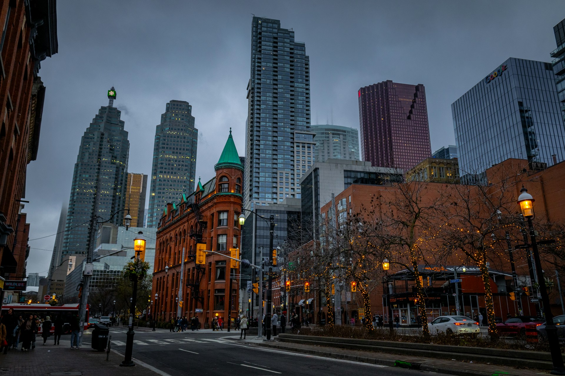 Skyline view of downtown Toronto