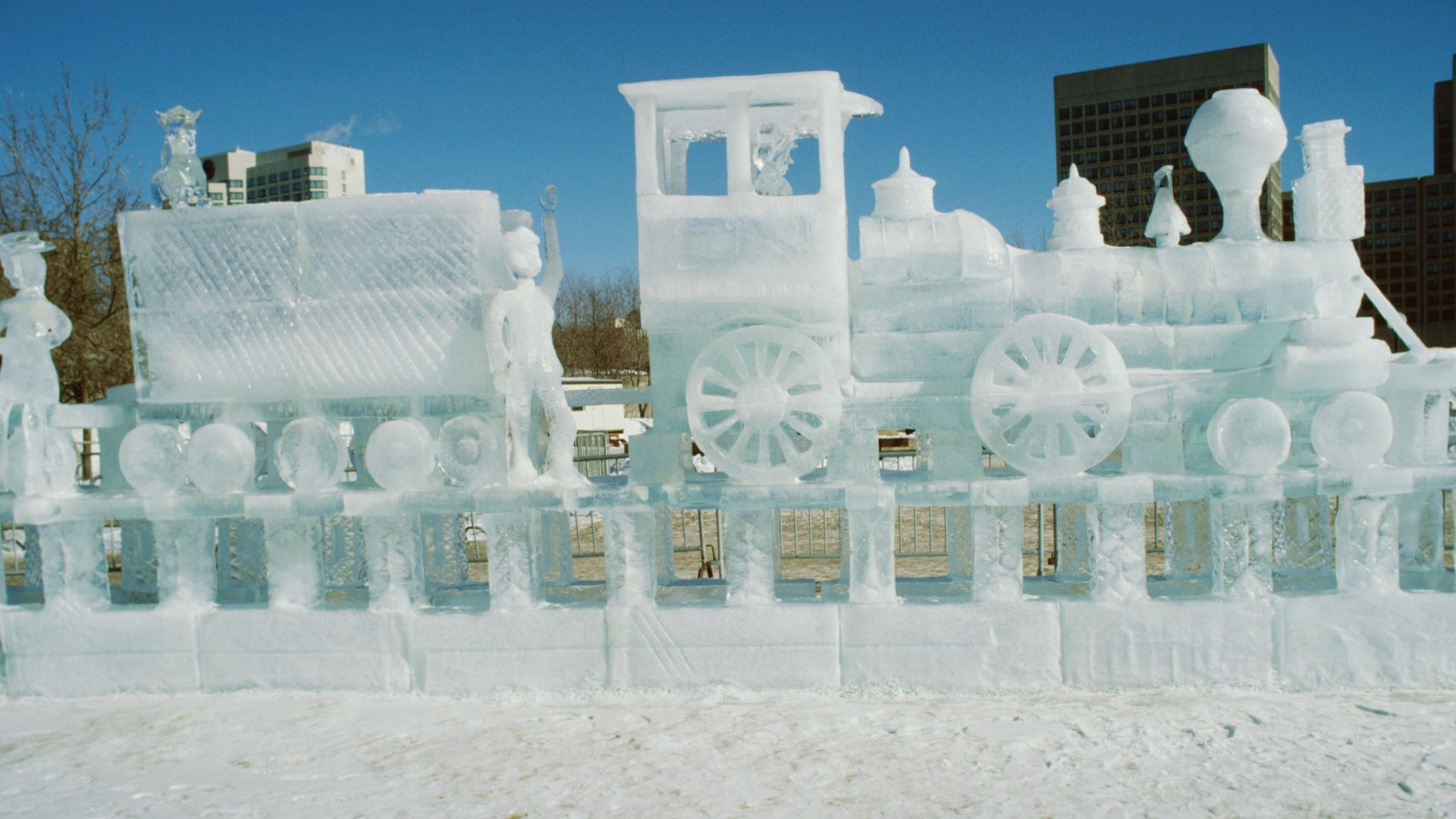 Ice sculpture
