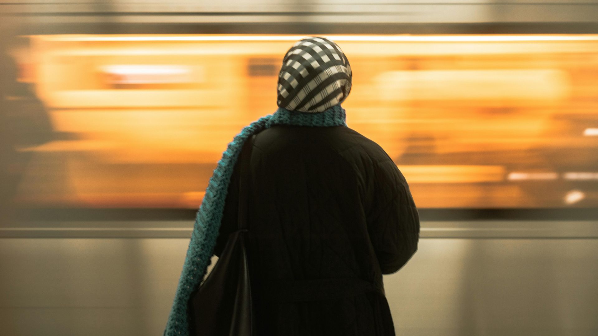 Woman at the trainstation