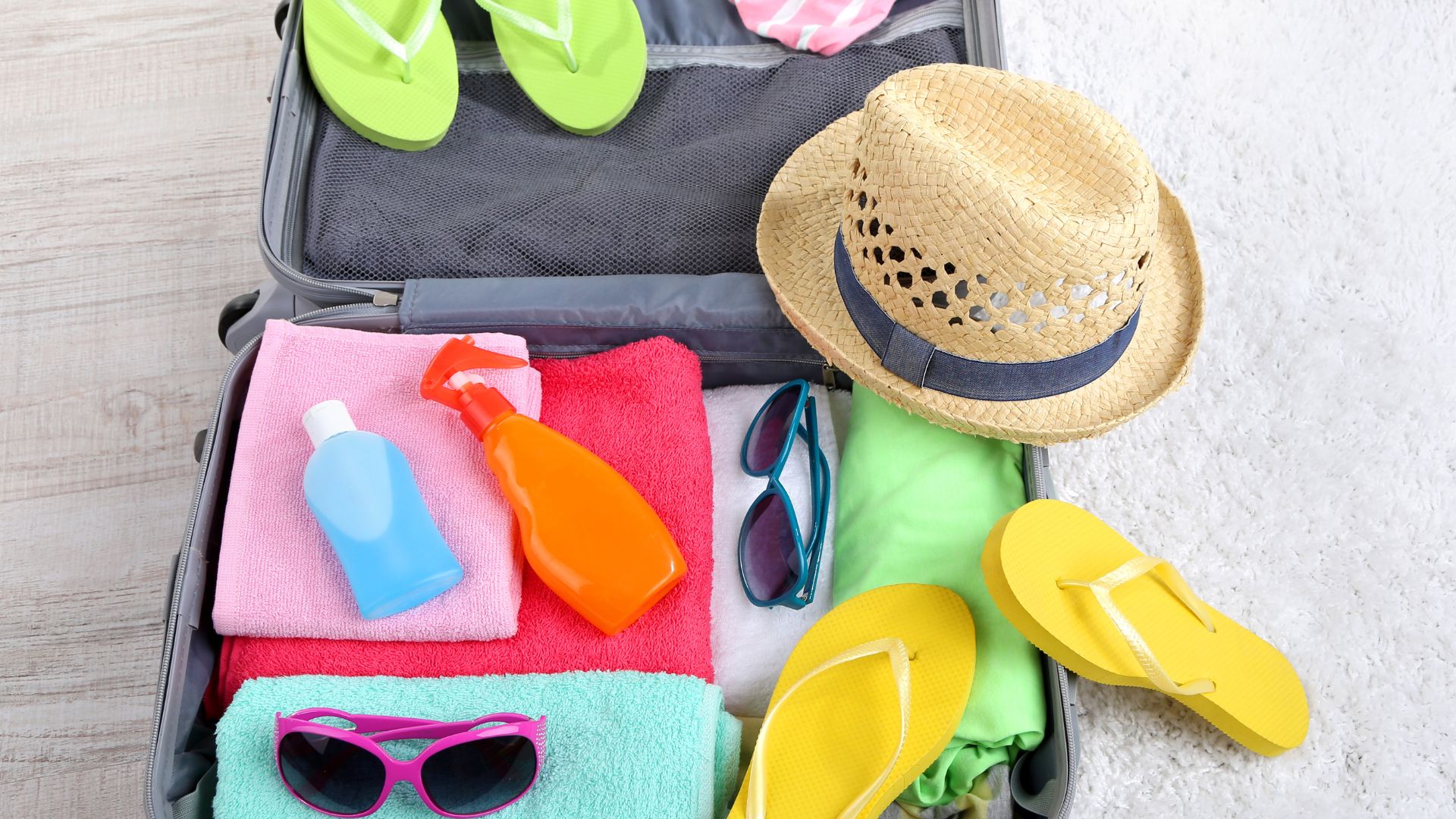 Essential things for Beach travel