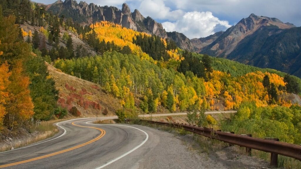 Going-to-the-Sun Road, Glacier National Park in Montana, USA